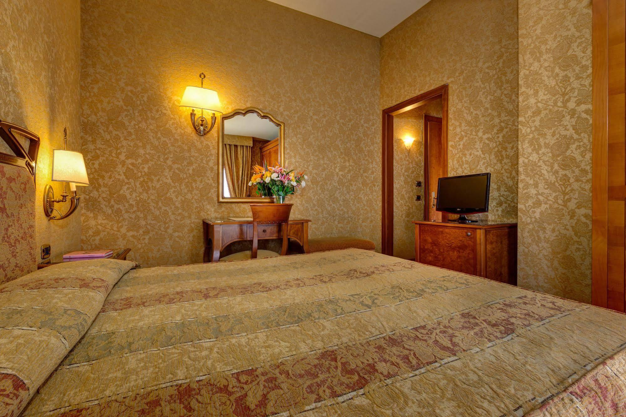 Hotel Villa Morgagni Roma Exterior foto
